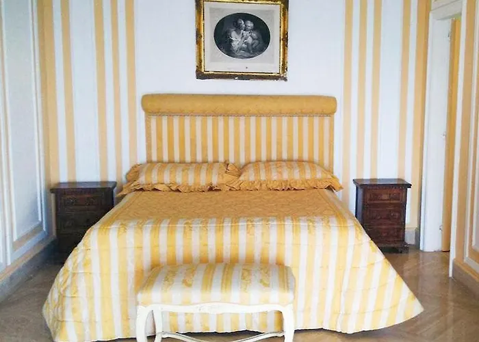 A Vous Notre Maison Bed & Breakfast