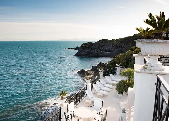 Bed & Breakfast A Vous Notre Maison *