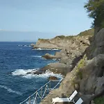 A Vous Notre Maison