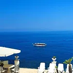 A Vous Notre Maison Frühstückspension Forio di Ischia